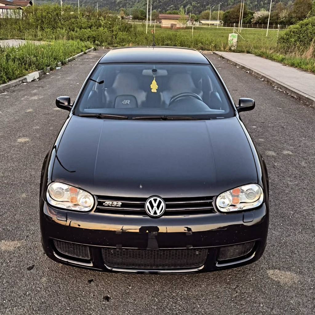 Instagram post from vwtuningshow. This post is in position 1.