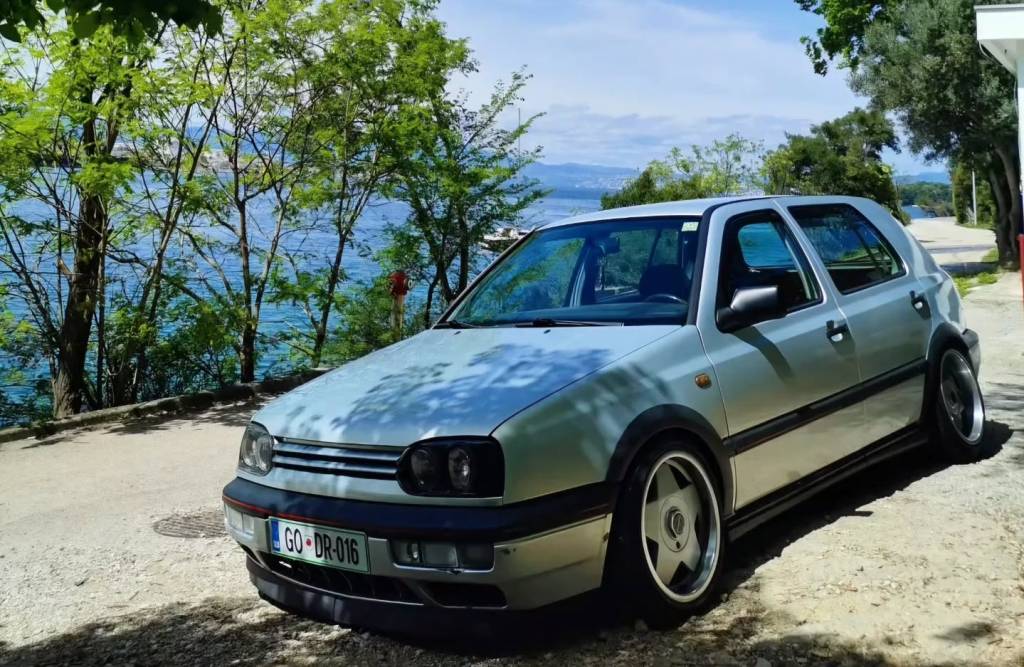 Instagram post from vwtuningshow. This post is in position 2.