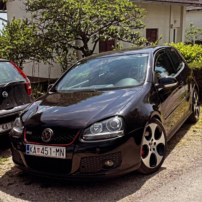 Instagram post from vwtuningshow. This post is in position 3.