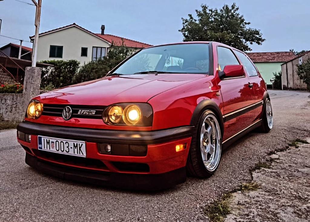 Instagram post from vwtuningshow. This post is in position 0.