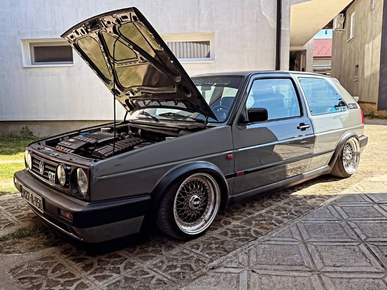 Instagram post from vwtuningshow. This post is in position 2.