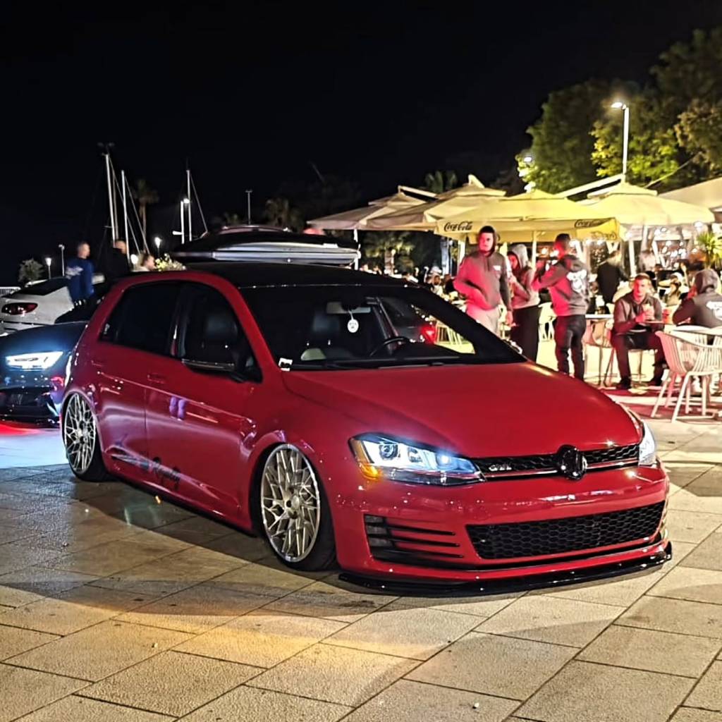 Instagram post from vwtuningshow. This post is in position 4.