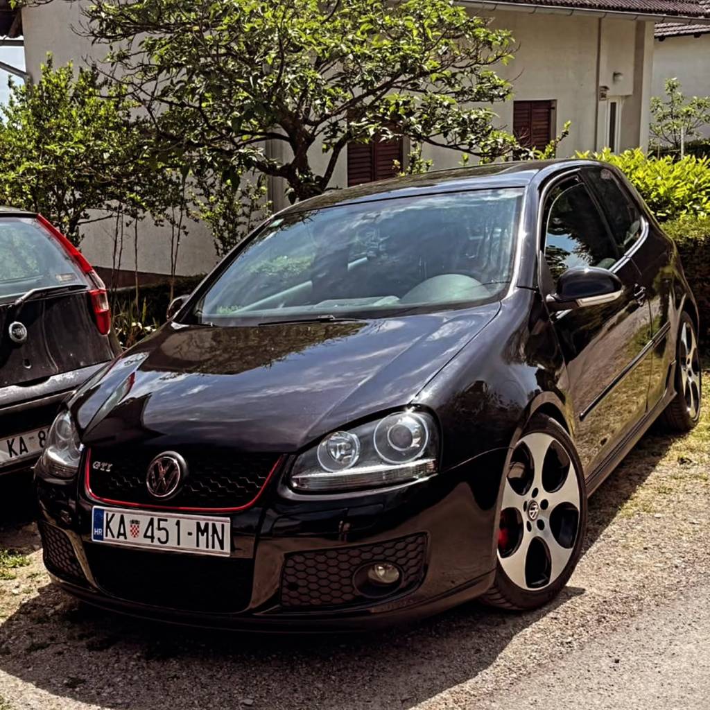 Instagram post from vwtuningshow. This post is in position 0.