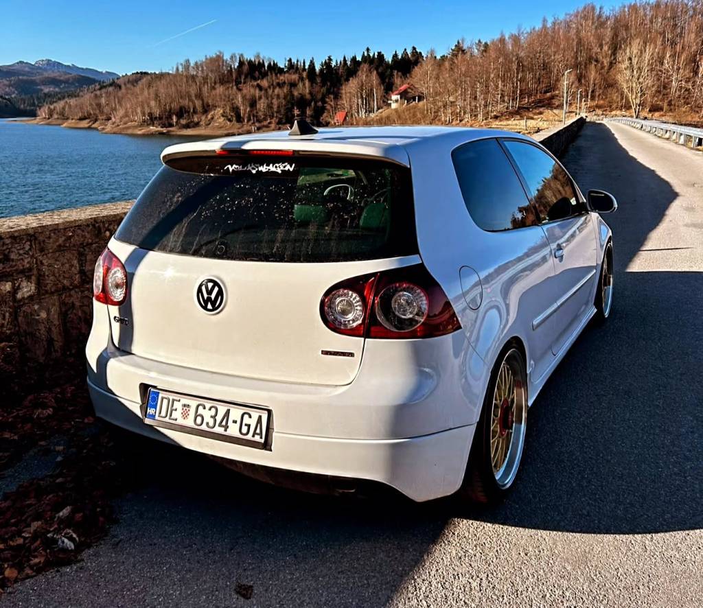 Instagram post from vwtuningshow. This post is in position 1.