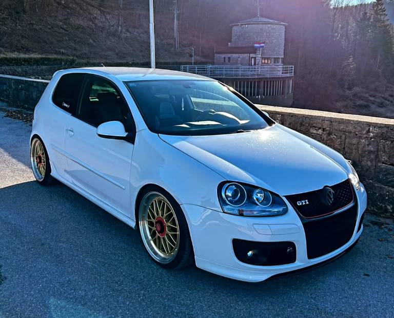 Instagram post from vwtuningshow. This post is in position 9.