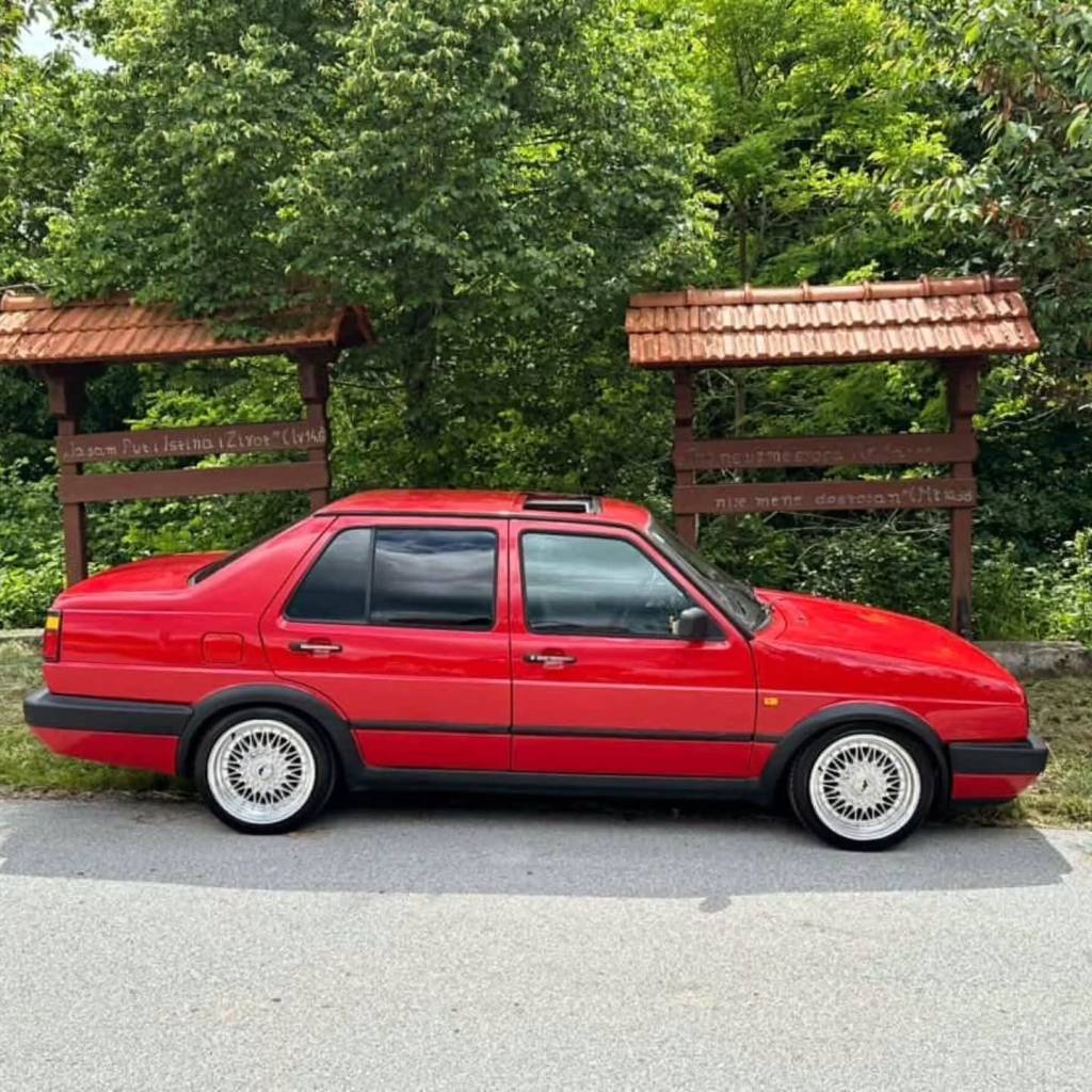 Instagram post from vwtuningshow. This post is in position 1.