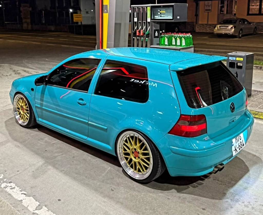 Instagram post from vwtuningshow. This post is in position 0.