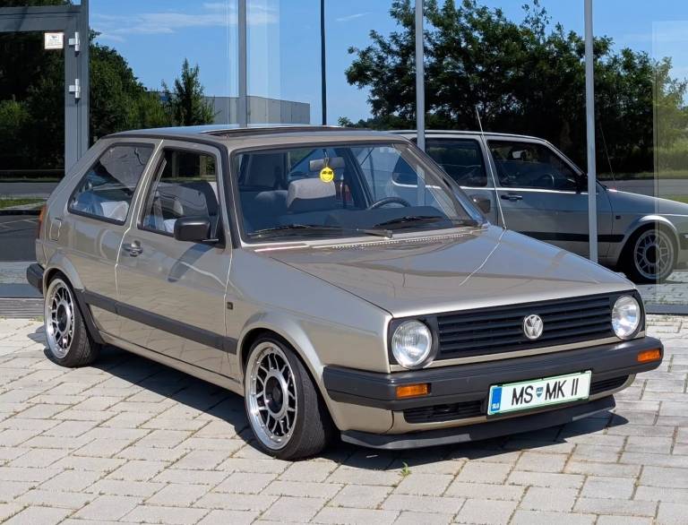 Instagram post from vwtuningshow. This post is in position 3.