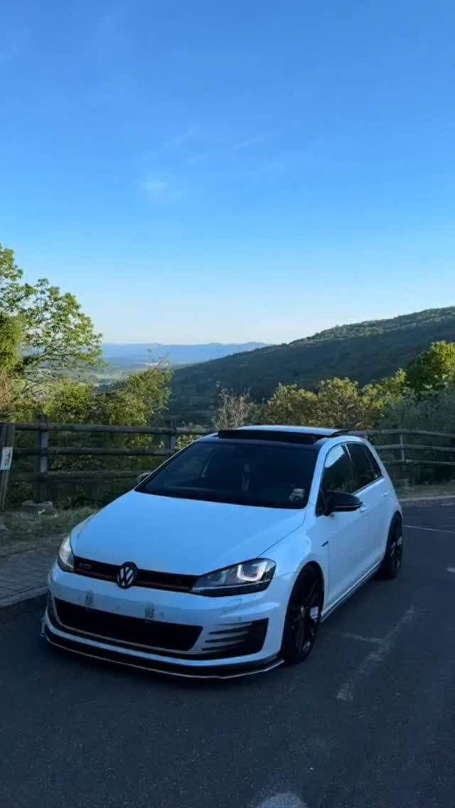 Instagram post from vwtuningshow. This post is in position 2.