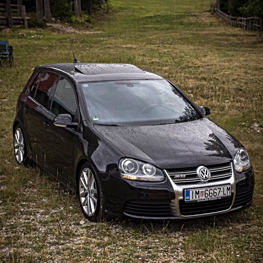 Instagram post from vwtuningshow. This post is in position 0.