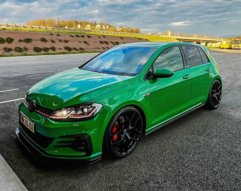 Instagram post from vwtuningshow. This post is in position 0.