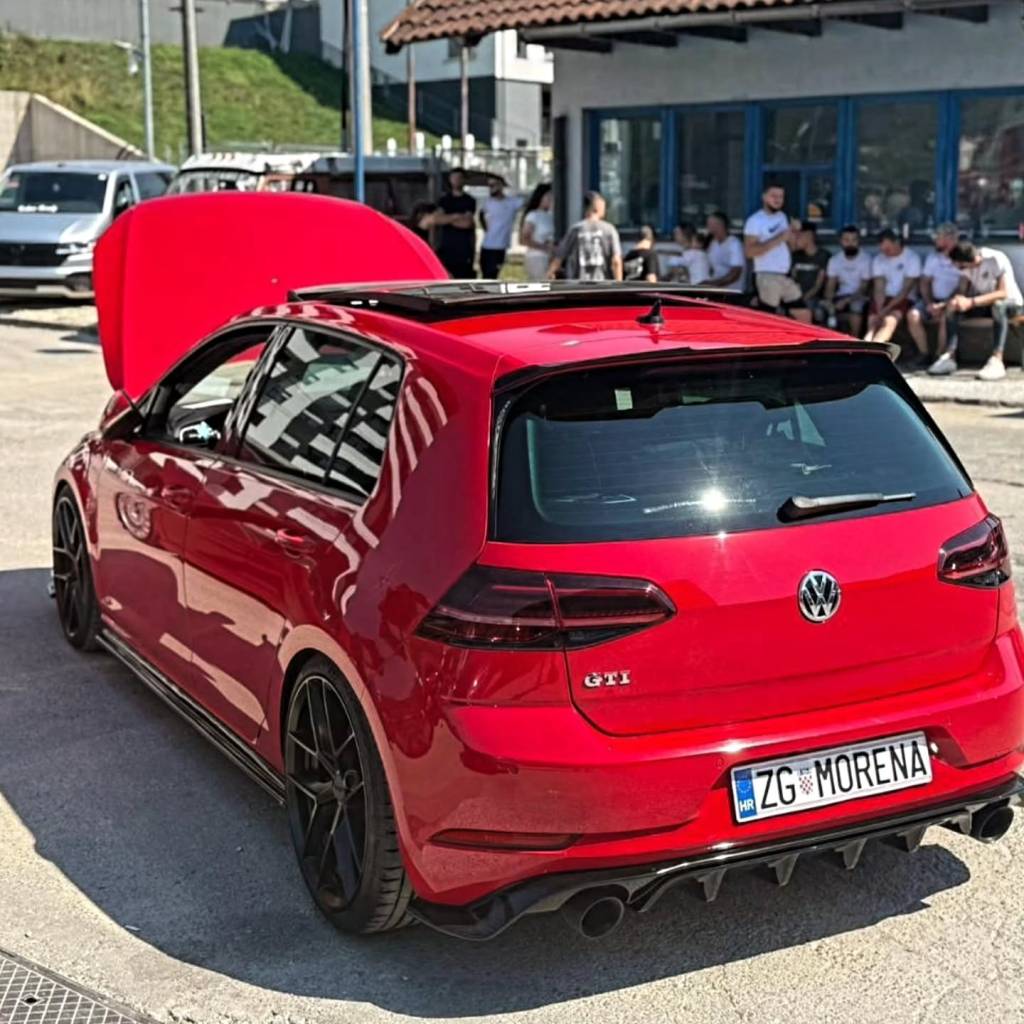 Instagram post from vwtuningshow. This post is in position 0.