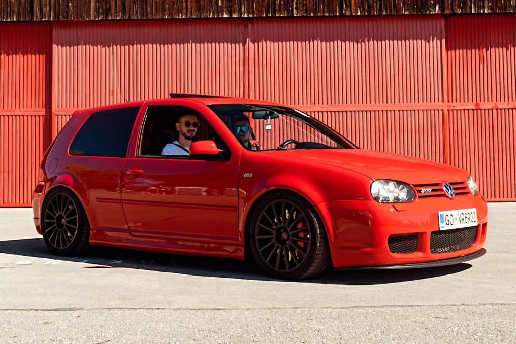 Instagram post from vwtuningshow. This post is in position 0.