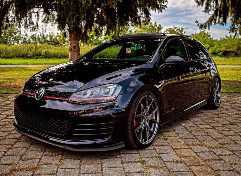 Instagram post from vwtuningshow. This post is in position 2.