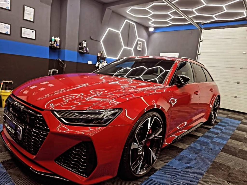 Instagram post from vwtuningshow. This post is in position 2.