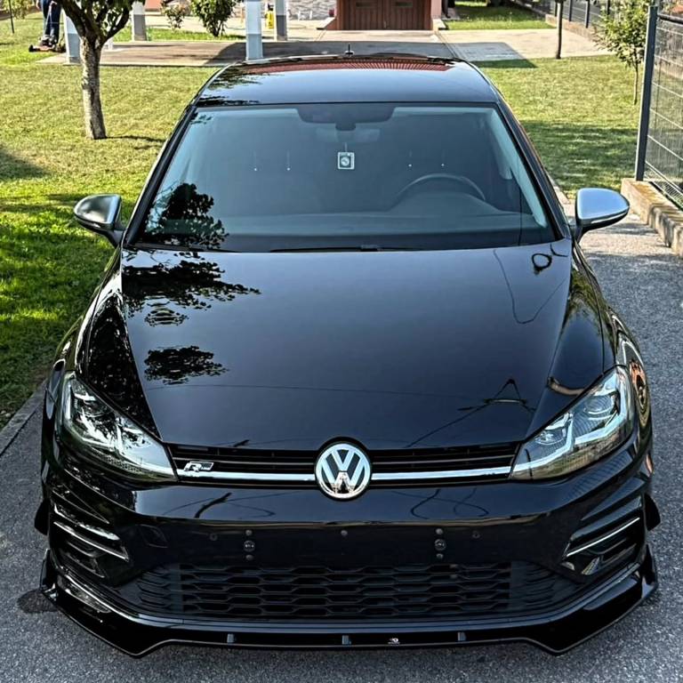 Instagram post from vwtuningshow. This post is in position 1.