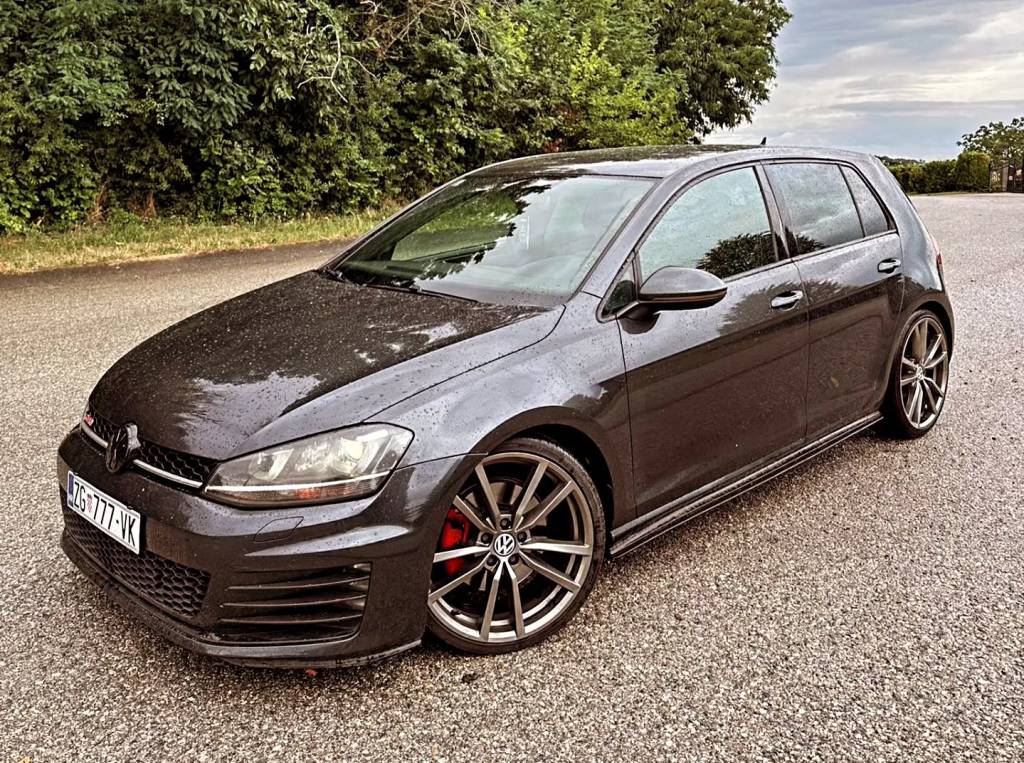 Instagram post from vwtuningshow. This post is in position 0.