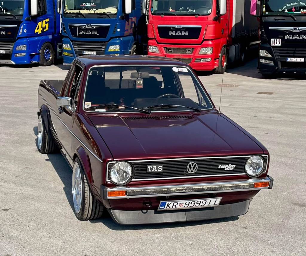 Instagram post from vwtuningshow. This post is in position 0.