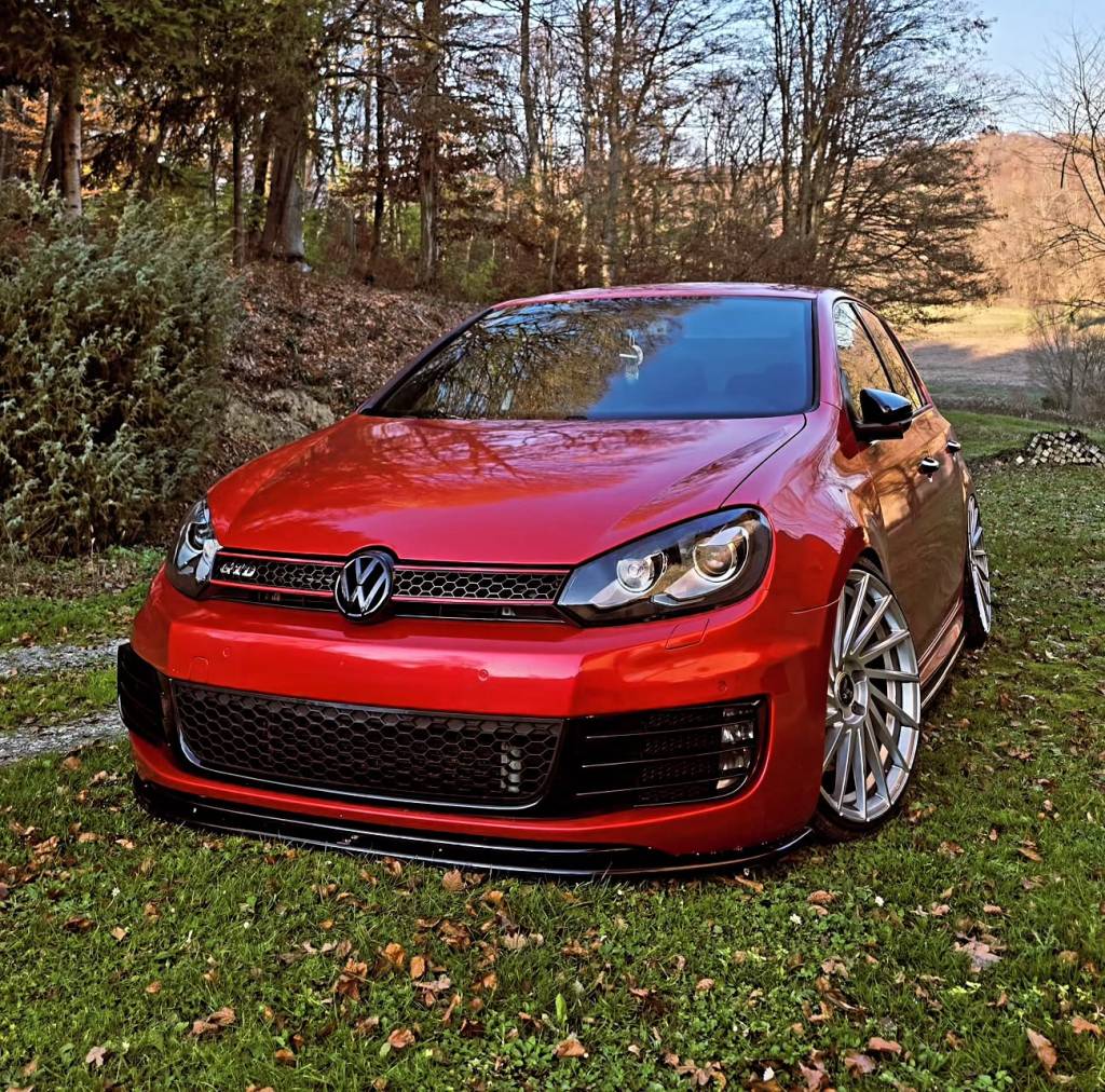 Instagram post from vwtuningshow. This post is in position 2.