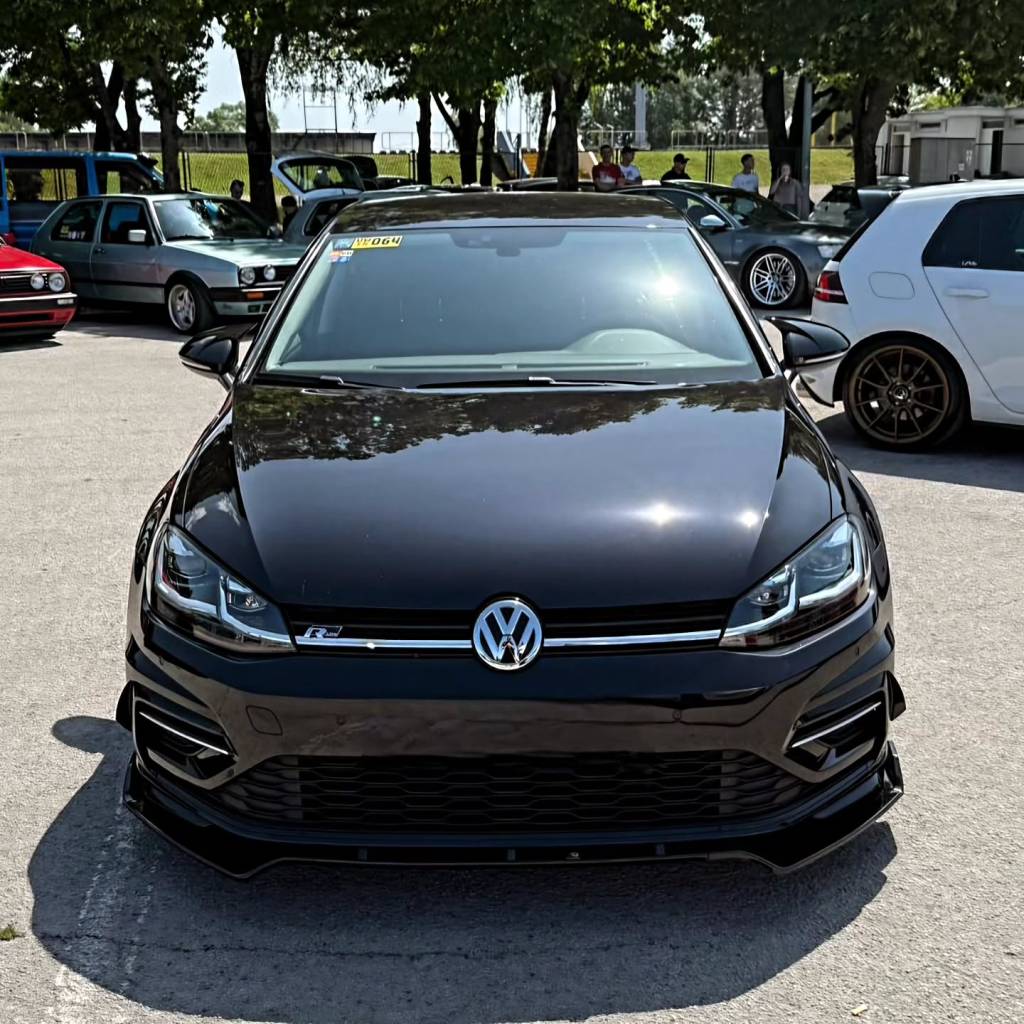 Instagram post from vwtuningshow. This post is in position 2.