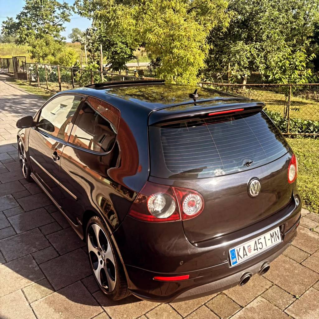 Instagram post from vwtuningshow. This post is in position 1.