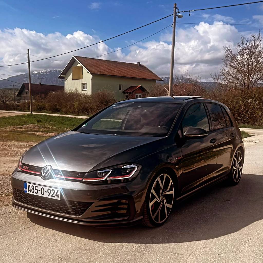 Instagram post from vwtuningshow. This post is in position 0.