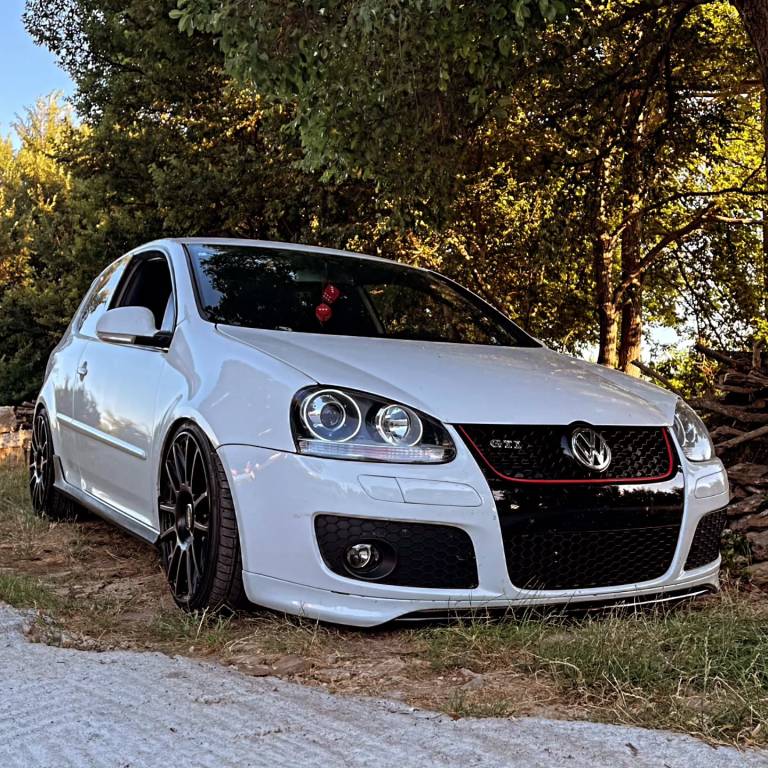Instagram post from vwtuningshow. This post is in position 2.