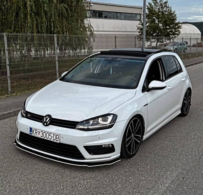 Instagram post from vwtuningshow. This post is in position 1.