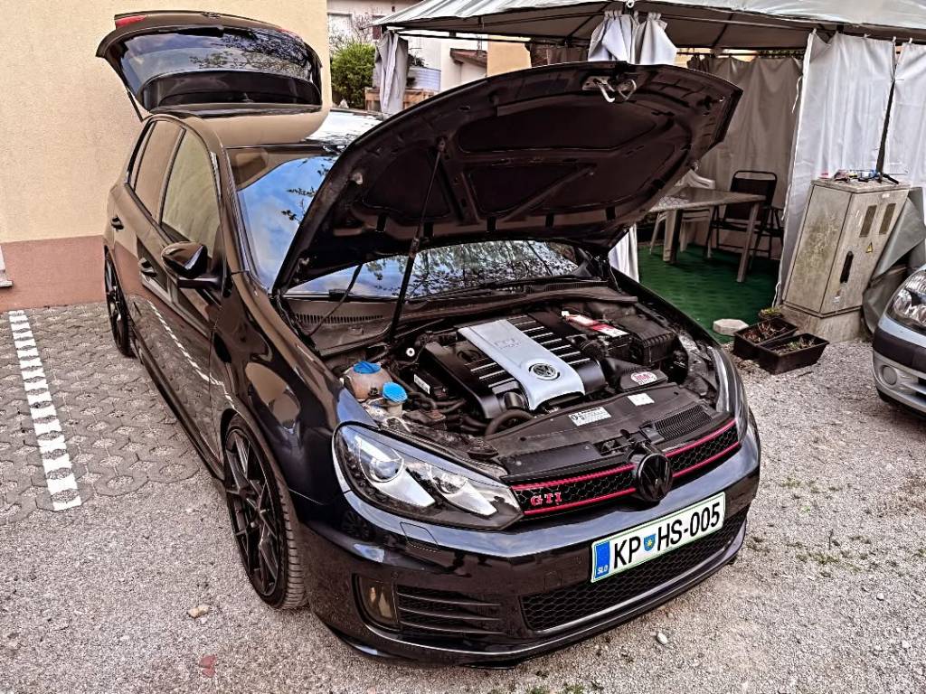 Instagram post from vwtuningshow. This post is in position 1.