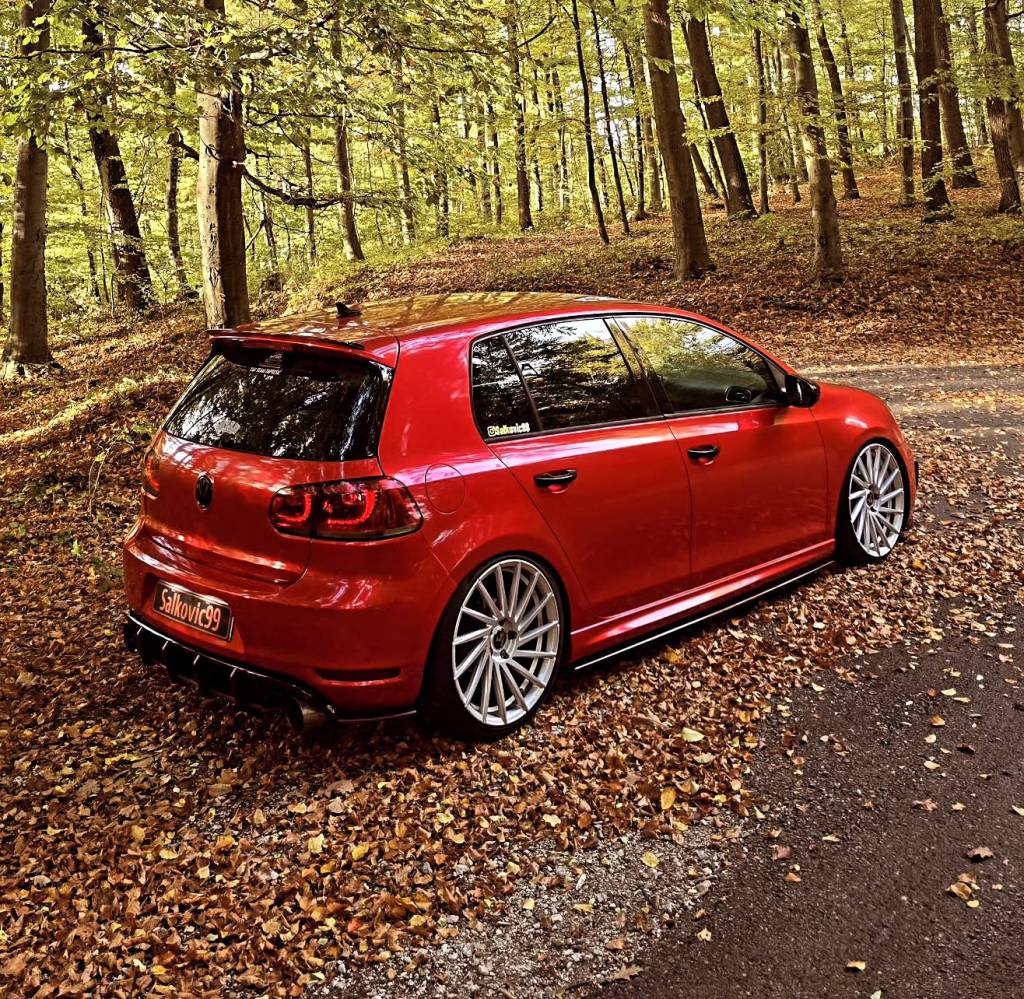 Instagram post from vwtuningshow. This post is in position 1.