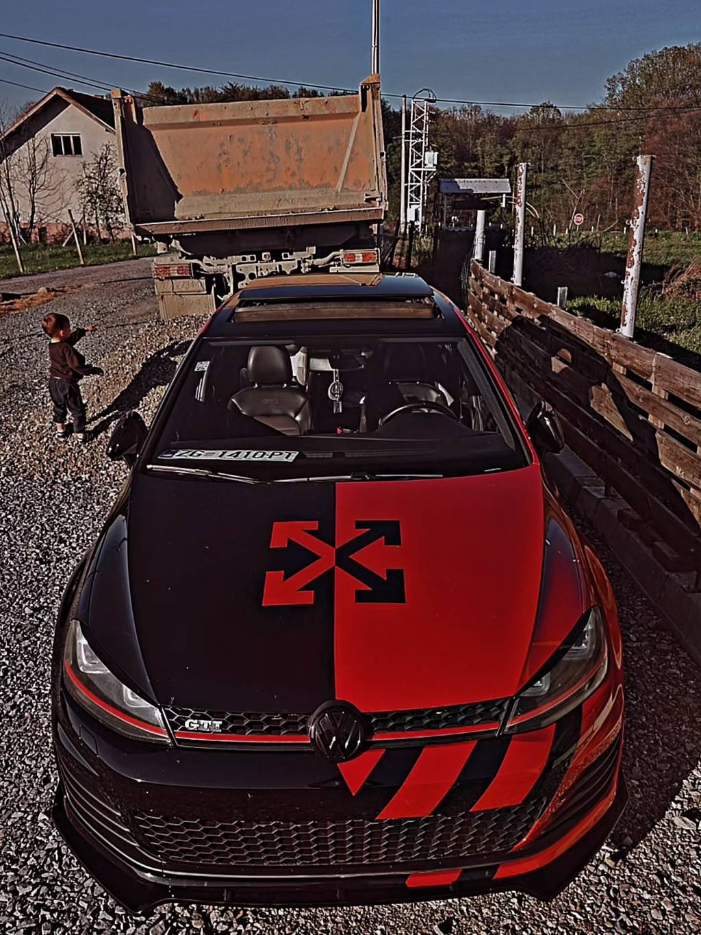 Instagram post from vwtuningshow. This post is in position 0.