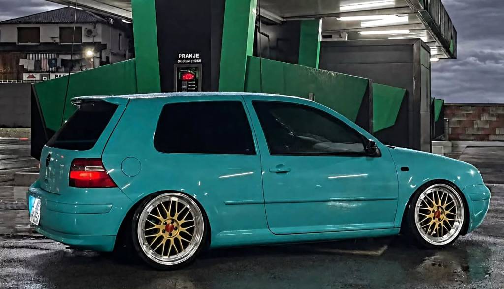 Instagram post from vwtuningshow. This post is in position 1.