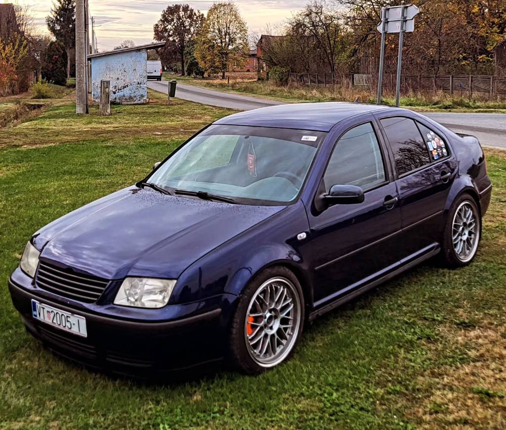 Instagram post from vwtuningshow. This post is in position 0.