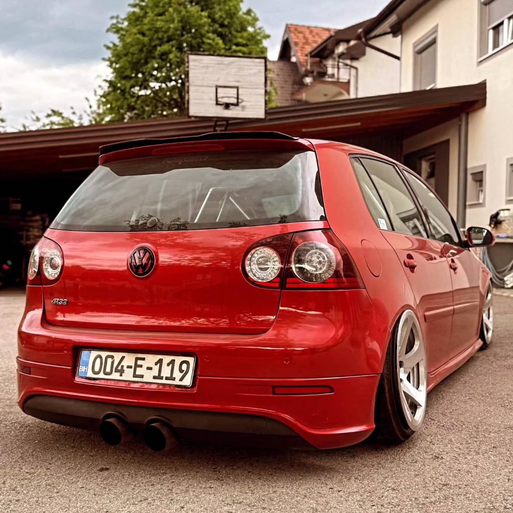 Instagram post from vwtuningshow. This post is in position 1.