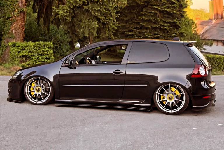 Instagram post from vwtuningshow. This post is in position 4.