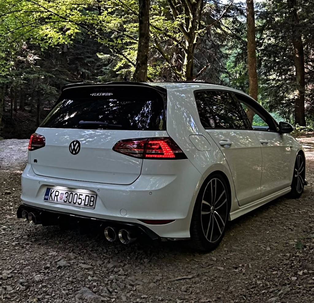 Instagram post from vwtuningshow. This post is in position 1.