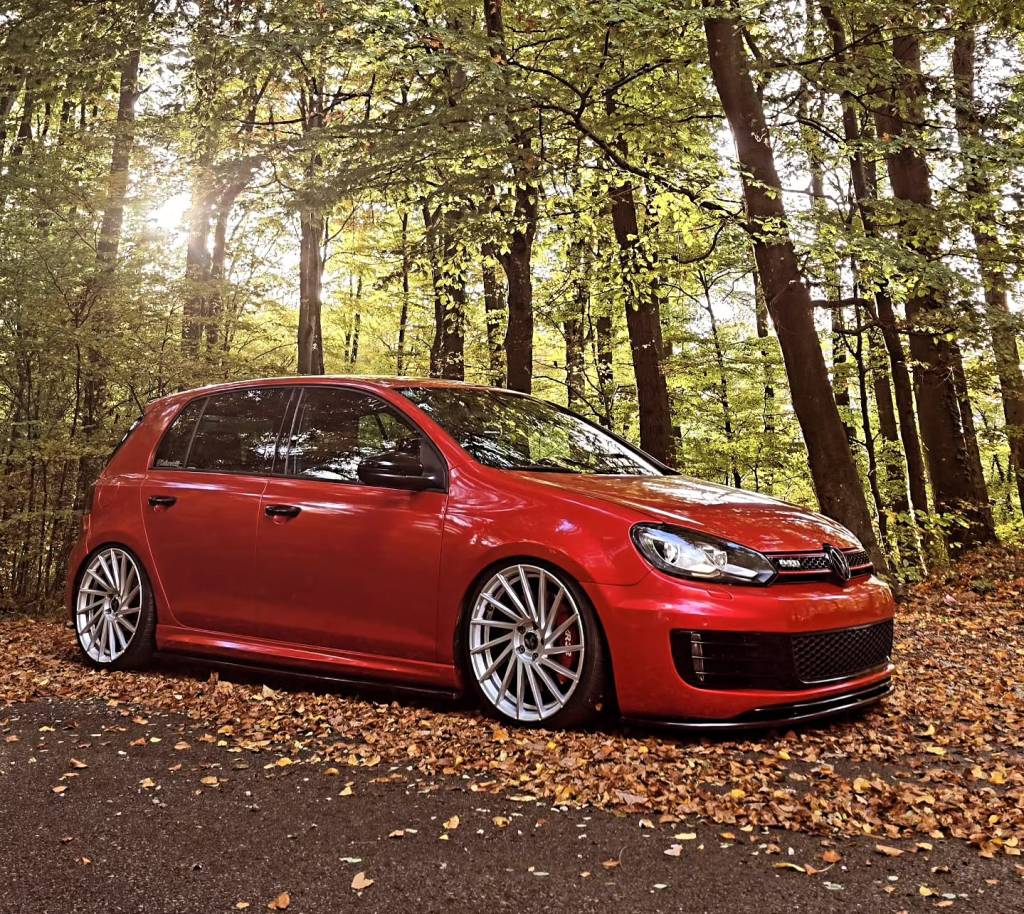 Instagram post from vwtuningshow. This post is in position 0.