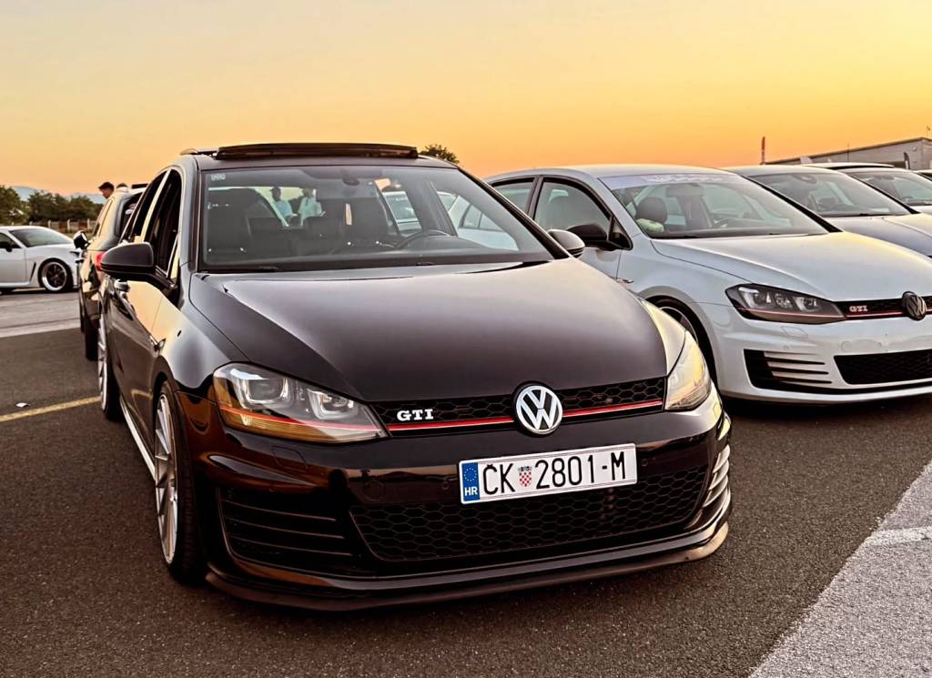 Instagram post from vwtuningshow. This post is in position 1.