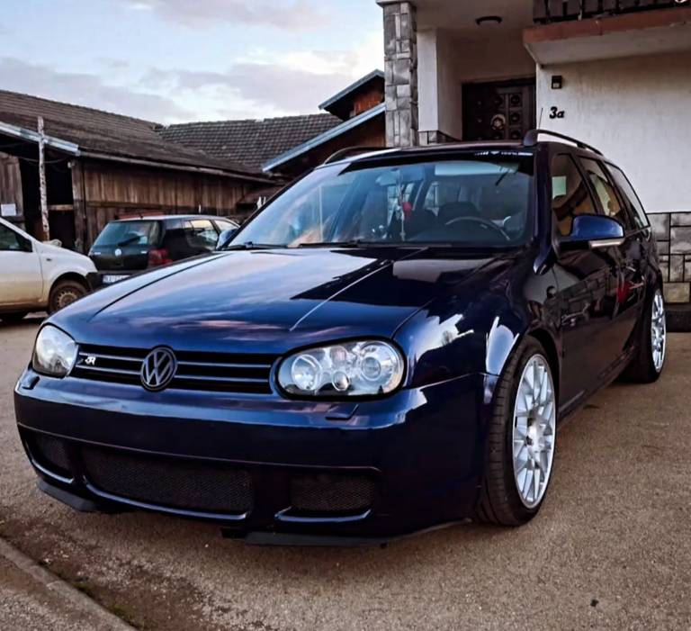 Instagram post from vwtuningshow. This post is in position 3.