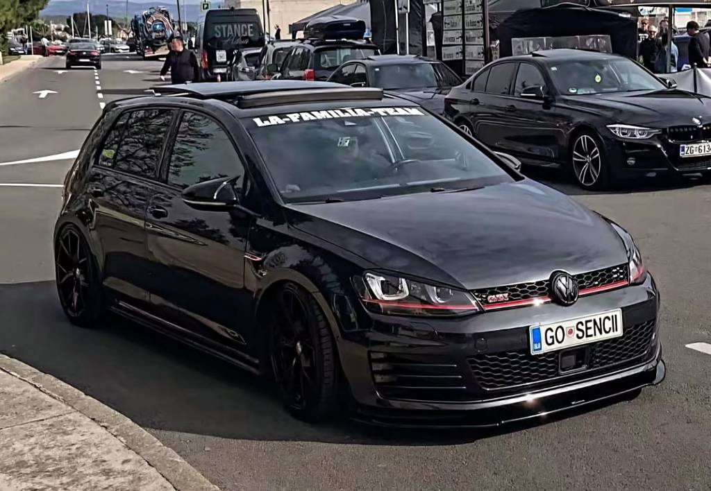 Instagram post from vwtuningshow. This post is in position 0.
